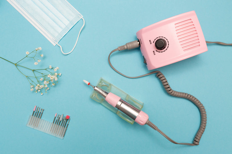 מכונת שיוף ציפורניים מקצועית – המדריך המקיף לשימוש נכון, בטוח ויעיל